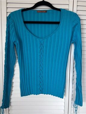 Belldini Women’s Turquoise Blue Y2K Ribbed Long Sleeve Knit Top V-Neck Size: S